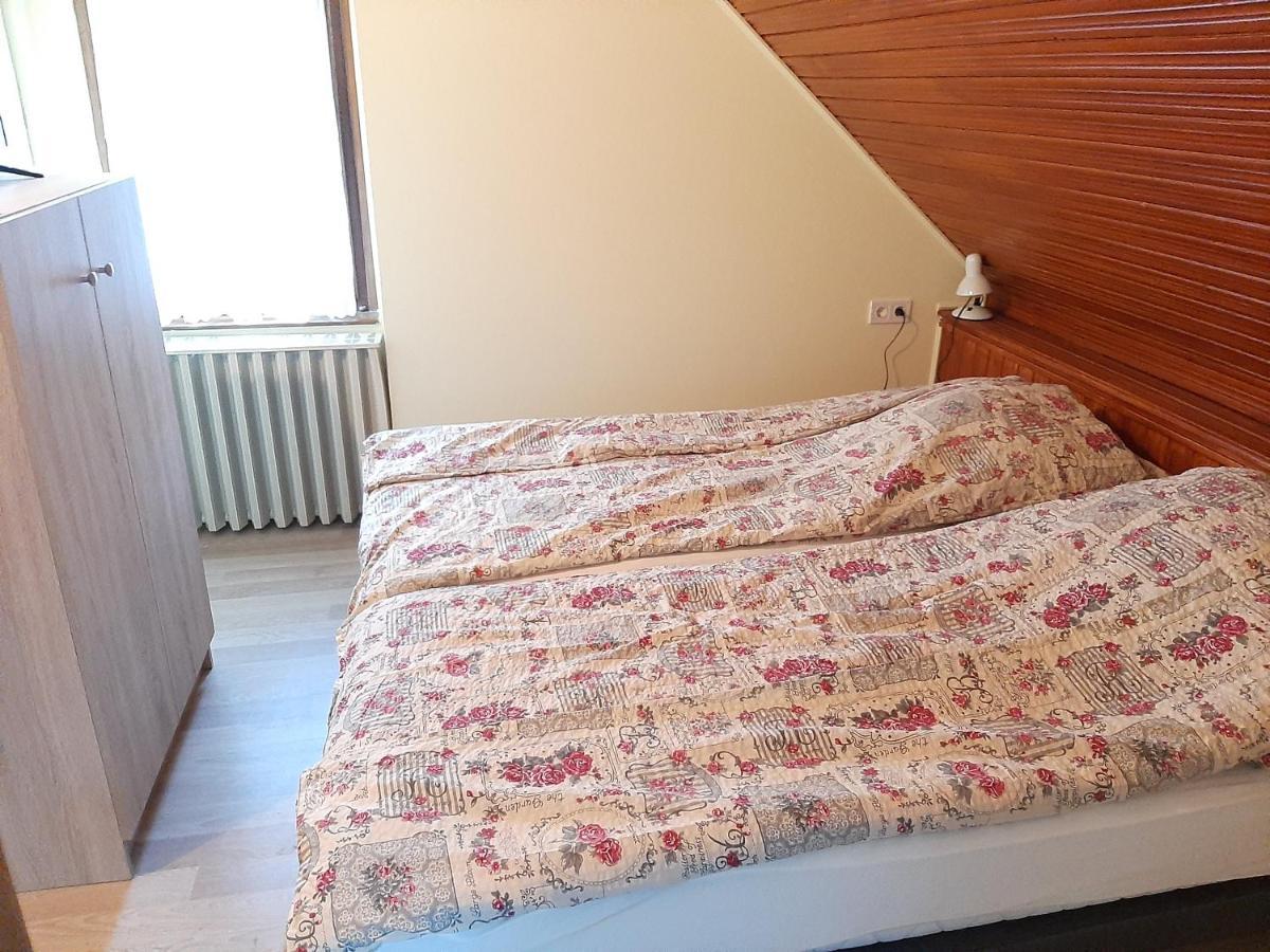 Gyopár Gyöngye Apartmanház Orosháza Exterior foto