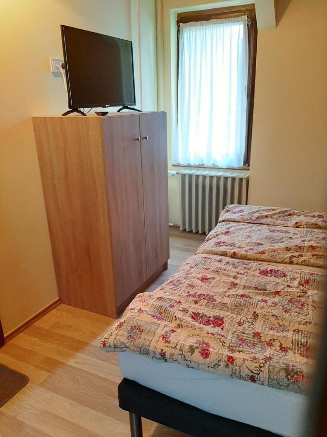Gyopár Gyöngye Apartmanház Orosháza Exterior foto