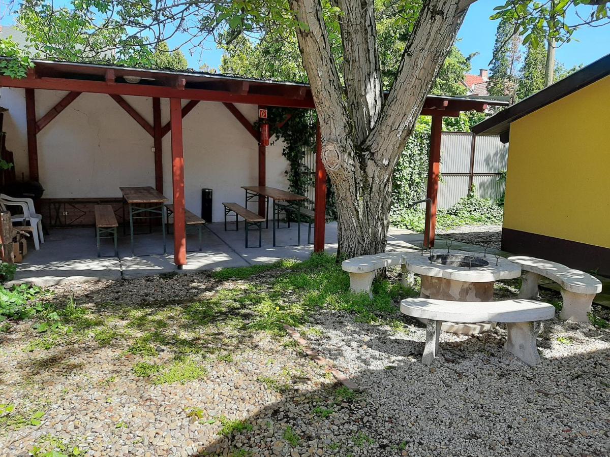 Gyopár Gyöngye Apartmanház Orosháza Exterior foto