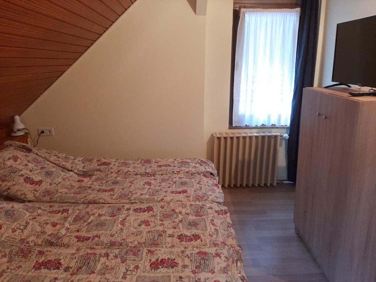 Gyopár Gyöngye Apartmanház Orosháza Exterior foto